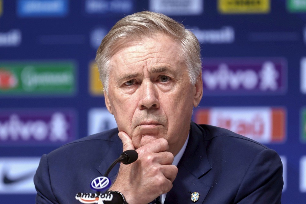 HLV Ancelotti nhận định Ấn Độ không có nền văn hoá bóng đá đích thực.. Ảnh: EPA.
