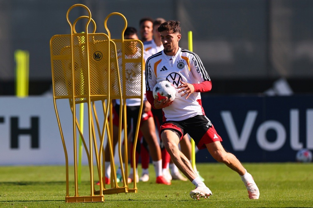 Kai Havertz đã gặp phải 1 chấn thương ở trận đấu vừa qua với Hà Lan. Ảnh: EPA/ANNA SZILAGYI.