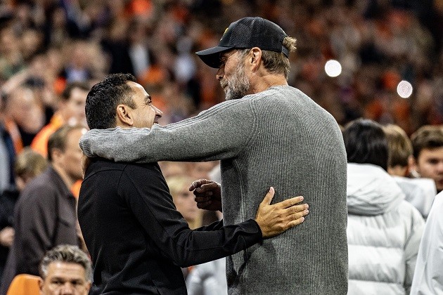 Klopp và Xavi lần đầu thử sức với công việc ở đội tuyển. Ảnh: EPA.