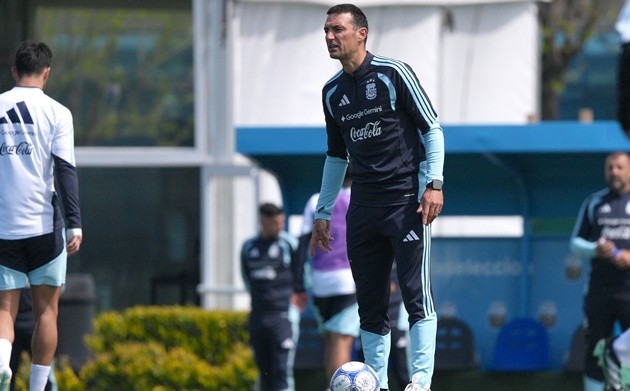 Scaloni nói về trận đấu chia tay với Messi. (Ảnh: EPA Images)