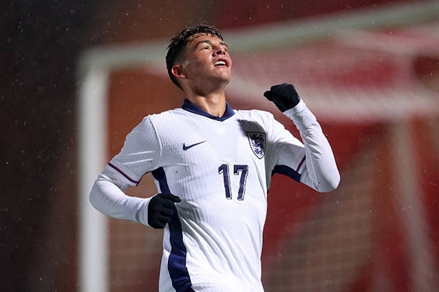 Shea Lacey đang cho thấy tiềm năng lớn trong màu áo U20 Anh. Ảnh: Alex Livesey - The FA/The FA via Getty Images