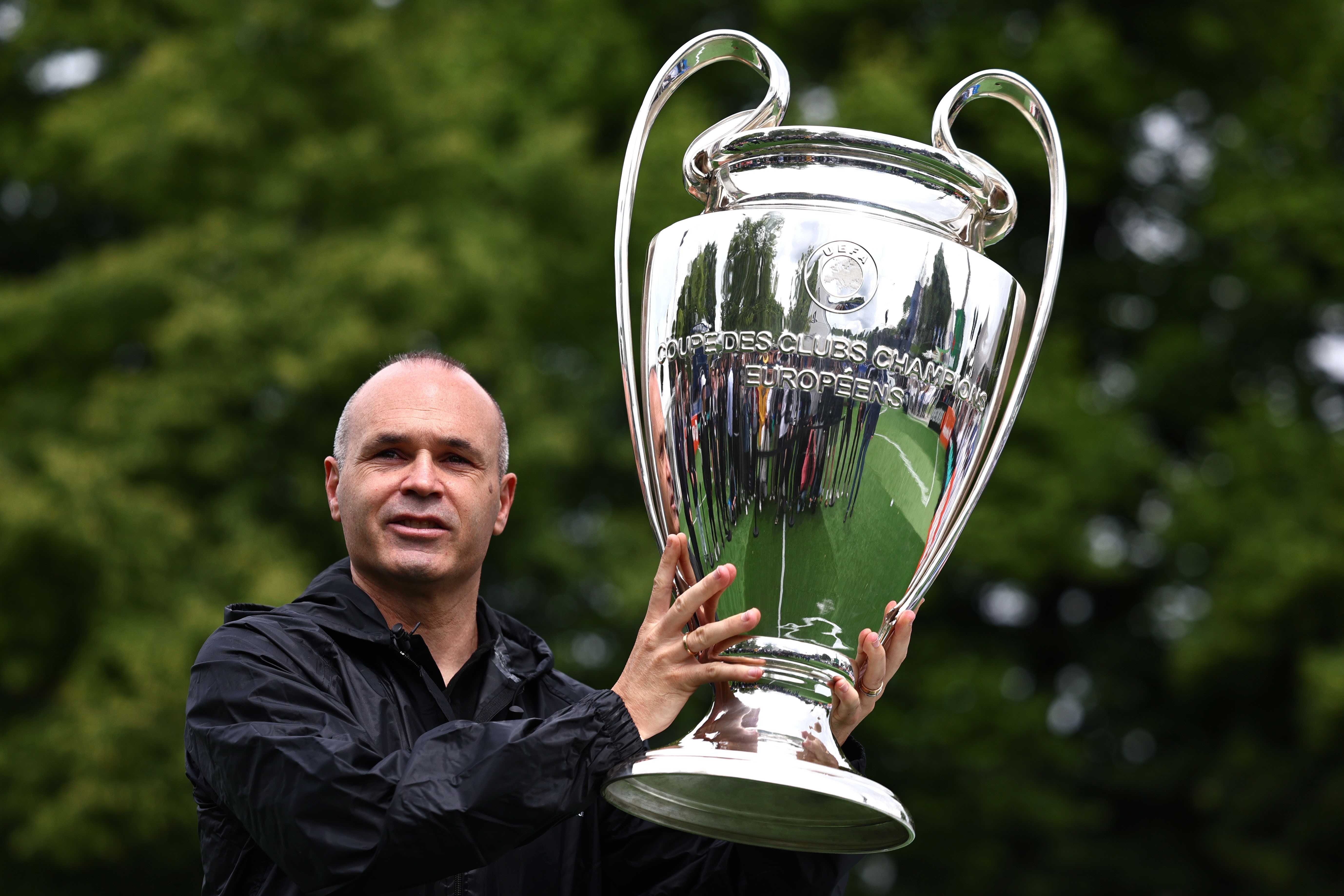 Vai trò Iniesta thay đổi sau những năm tháng đỉnh cao. (Ảnh: EPA Images)