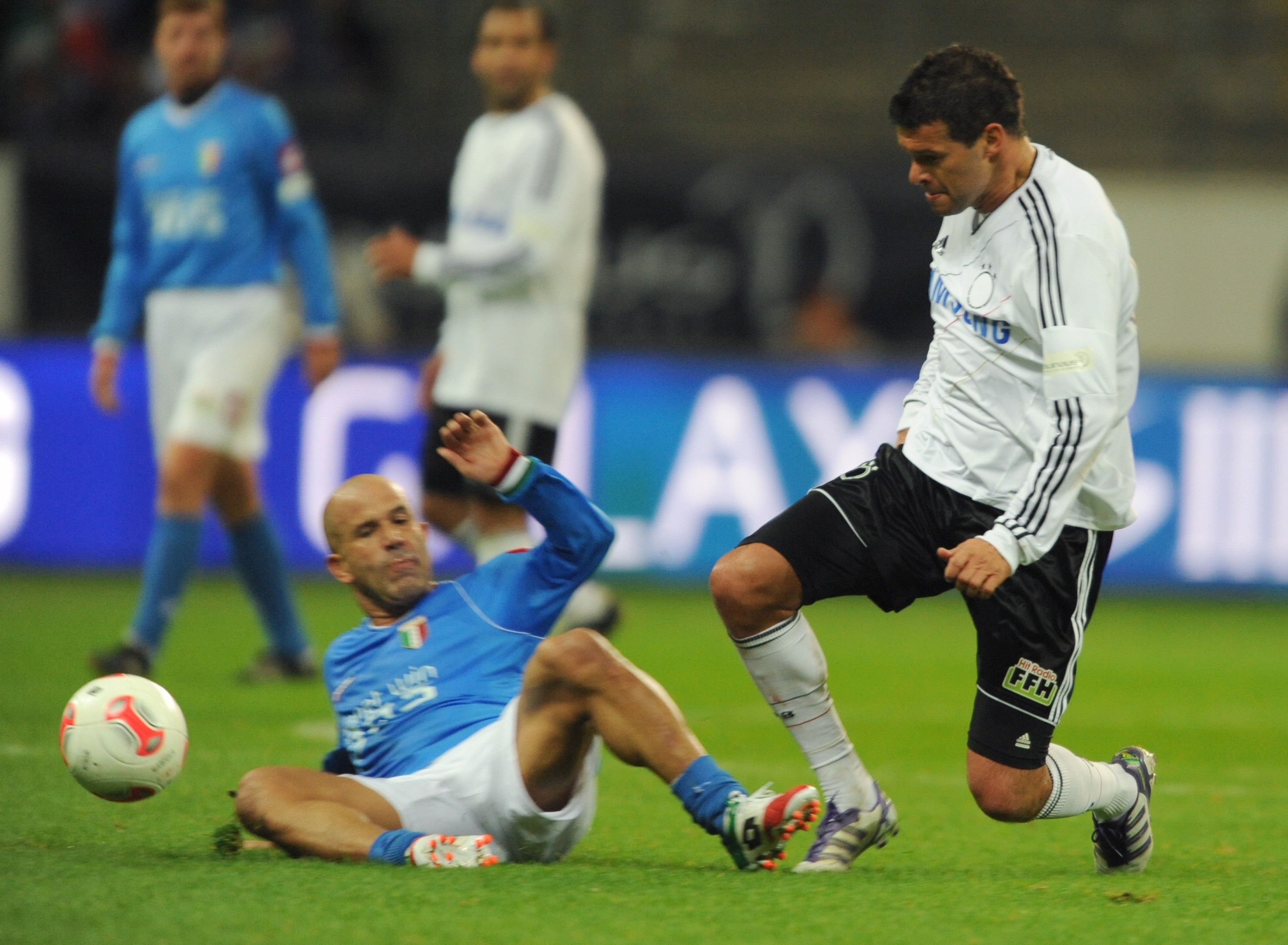 Ballack trở thành thủ lĩnh quan trọng của Đội tuyển Đức. (Ảnh: EPA Images)