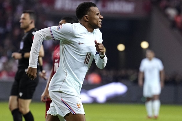 Kylian Mbappe ghi bàn duy nhất giúp tuyển Pháp giành chiến thắng. Ảnh: EPA/STRINGER