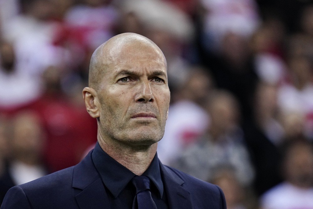 HLV Zidane có màn ra mắt tuyển Pháp suôn sẻ. Ảnh: EPA Images.