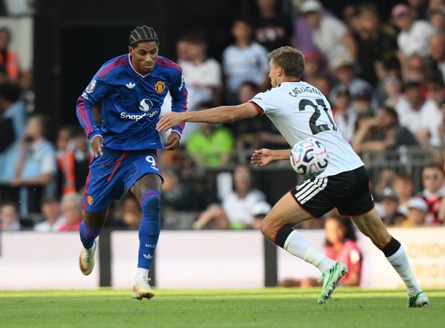 Nếu tiếp tục vô hại, Rashford sẽ bị thay thế. Ảnh: EPA