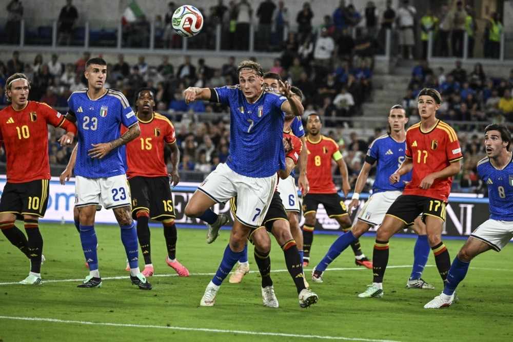 Pio Esposito là niềm hy vọng của Italy. Ảnh: EPA.