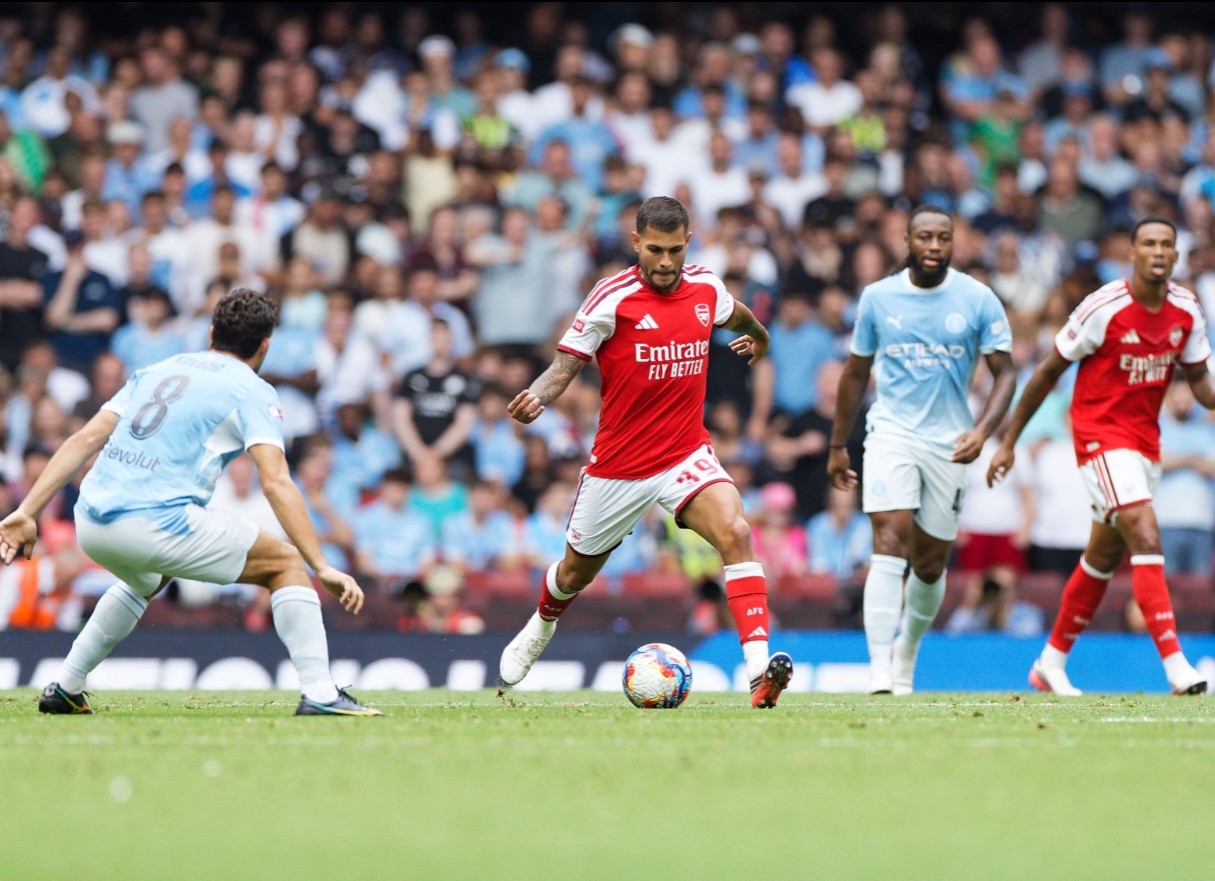 Bruno Guimaraes chưa để lại nhiều ấn tượng ở Arsenal. Ảnh: EPA IMAGES. 