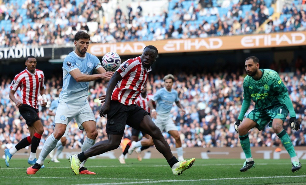 Sunderland không có lý do để sớm chia tay Brobbey. Ảnh: EPA IMAGES. 