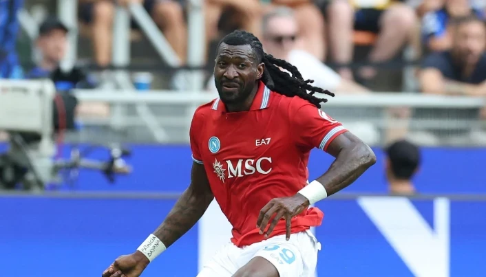 Andre-Frank Zambo Anguissa lọt mắt xanh 3 ông lớn Serie A. Ảnh: Claudio Villa/Getty Images.
