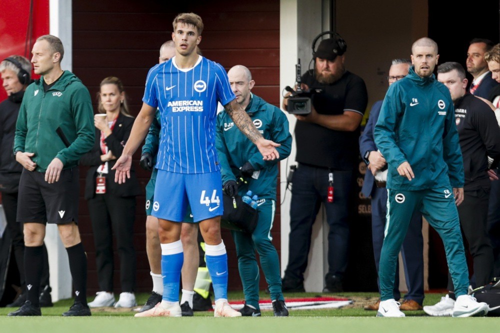 Luka Vuskovic giờ đây đã là người của Brighton. Ảnh: EPA/Rune Stoltz Bertinussen.