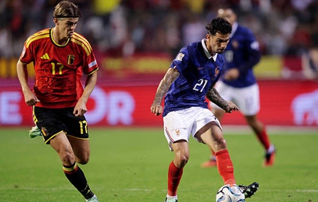 Lucas Da Cunha - 7/10: Đóng vai trò máy đếm nhịp ở tuyến giữa, liên tục phân phối bóng và duy trì sức ép nghẹt thở lên phần sân Bỉ. Da Cunha thể hiện tính kỷ luật chiến thuật cao đúng theo yêu cầu của HLV Zidane trước khi rời sân ở phút thi đấu chính thức cuối cùng. (Ảnh: Joris Verwijst/Soccrates/Getty Images)