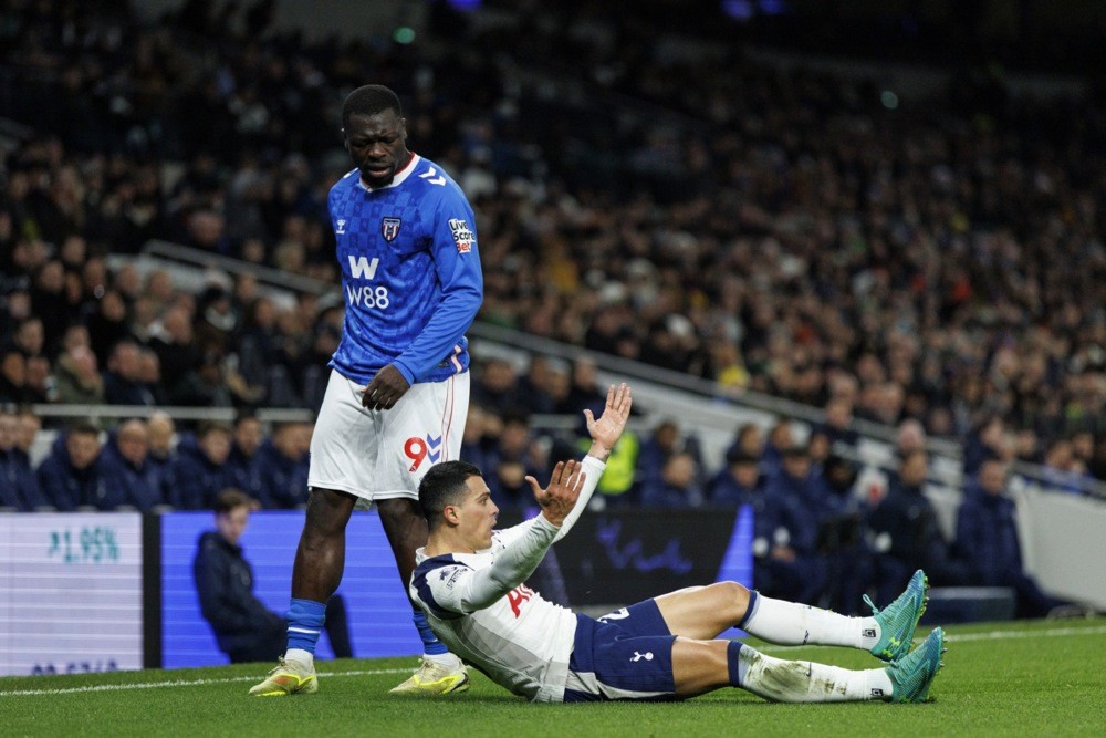 Man Utd sẽ phải phá két nếu muốn có Brobbey vào tháng Một. Ảnh: EPA IMAGES. 
