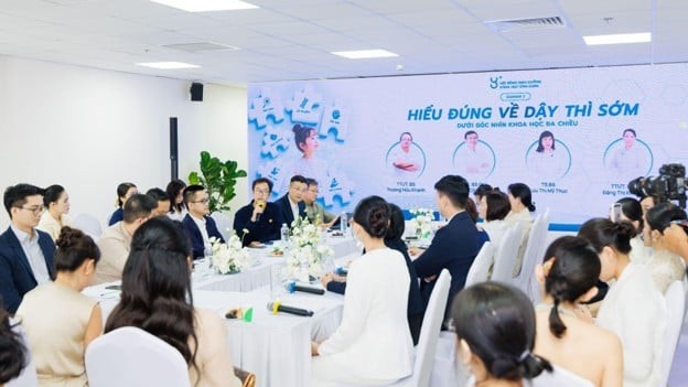 TS.BS Nguyễn Nhật Nam chia sẻ về tầm quan trọng của việc thăm khám chuyên gia đúng thời điểm.