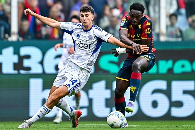 Jacobo Ramon (áo trắng) được Arsenal quan tâm. Ảnh: EPA