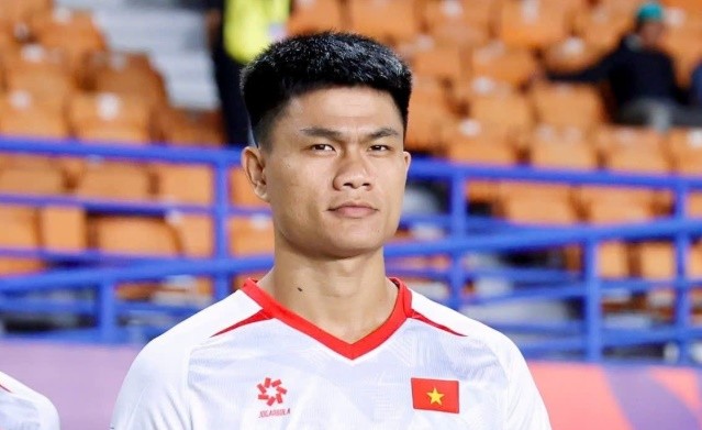 Gia Hưng buộc phải về nước sớm để chịu tạng mẹ. Ảnh: VFF.