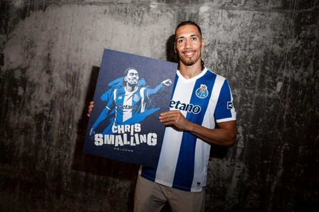Smalling chính thức gia nhập Porto. Ảnh: FC Porto