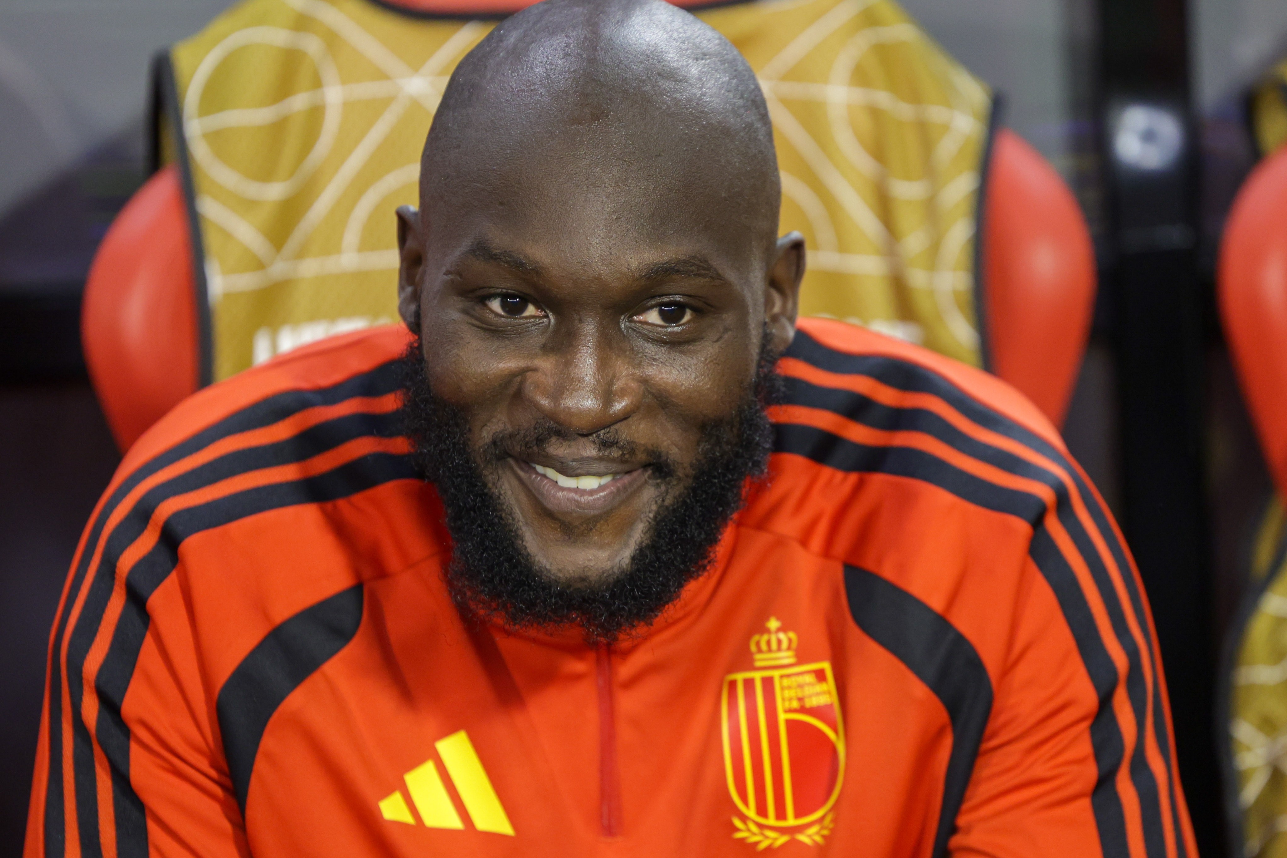 Lukaku tự hứa trở thành cầu thủ để bảo vệ gia đình. (Ảnh: EPA Images)