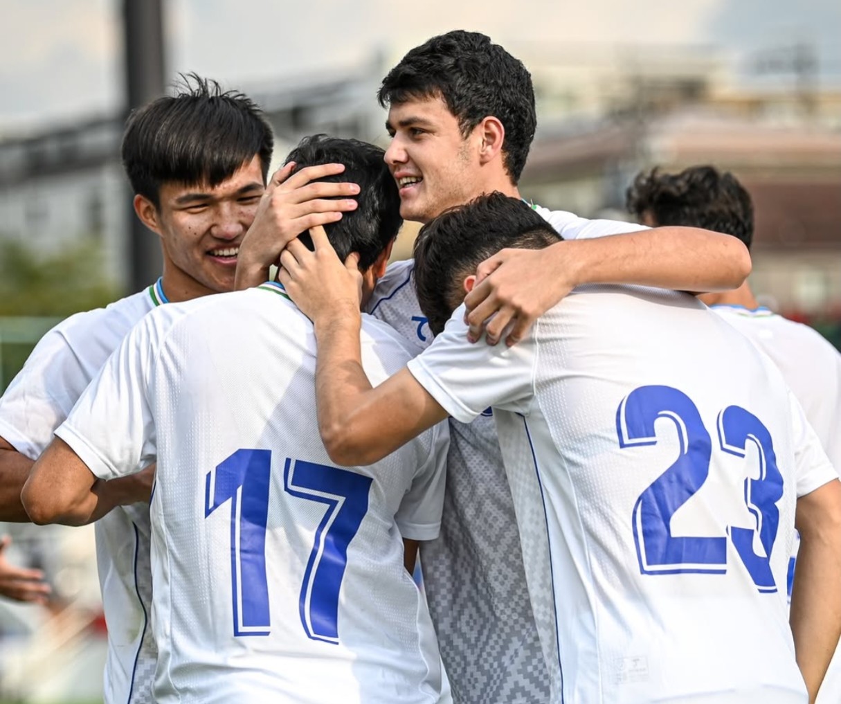 U23 Uzbekistan được giới chuyên môn đánh giá cao hơn. Ảnh: UFA.