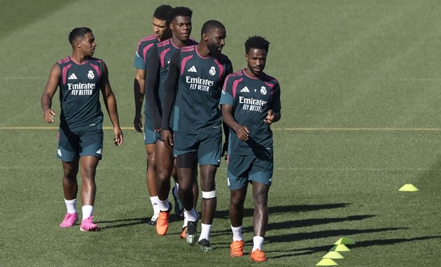 Mourinho không trao nhiều cơ hội cho Endrick. (Ảnh: EPA Images)