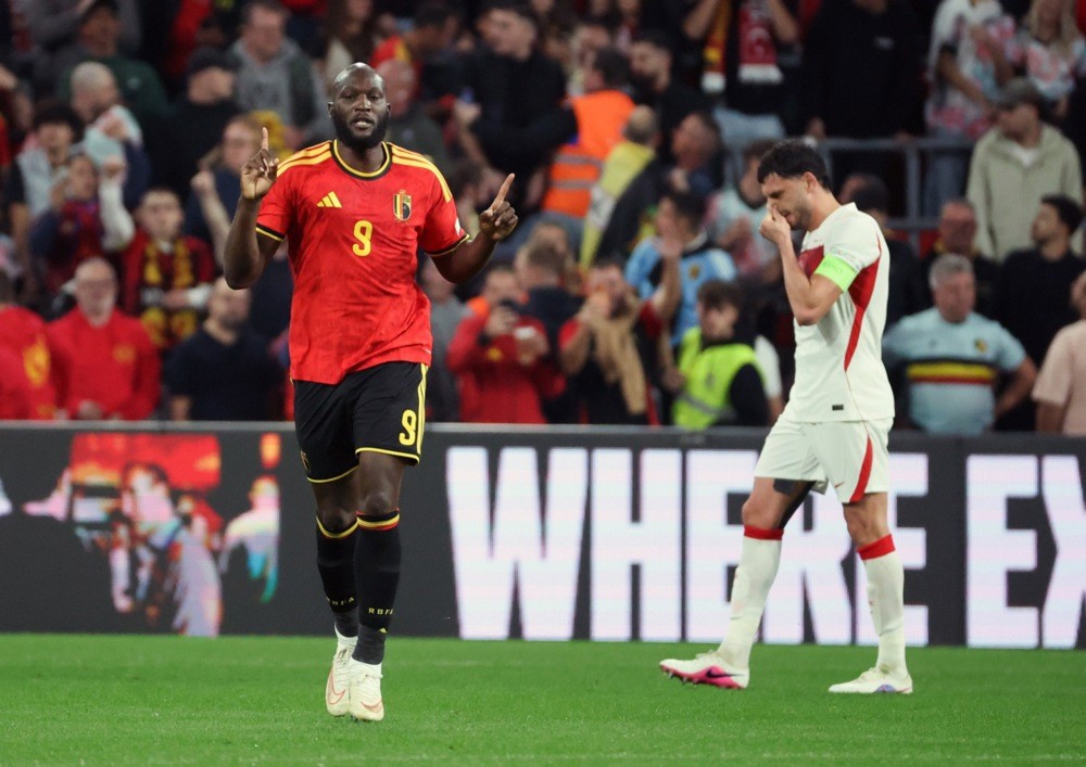 Lukaku cũng gây ấn tượng với bàn thắng ấn định tỷ số 3-0. Ảnh: EPA.