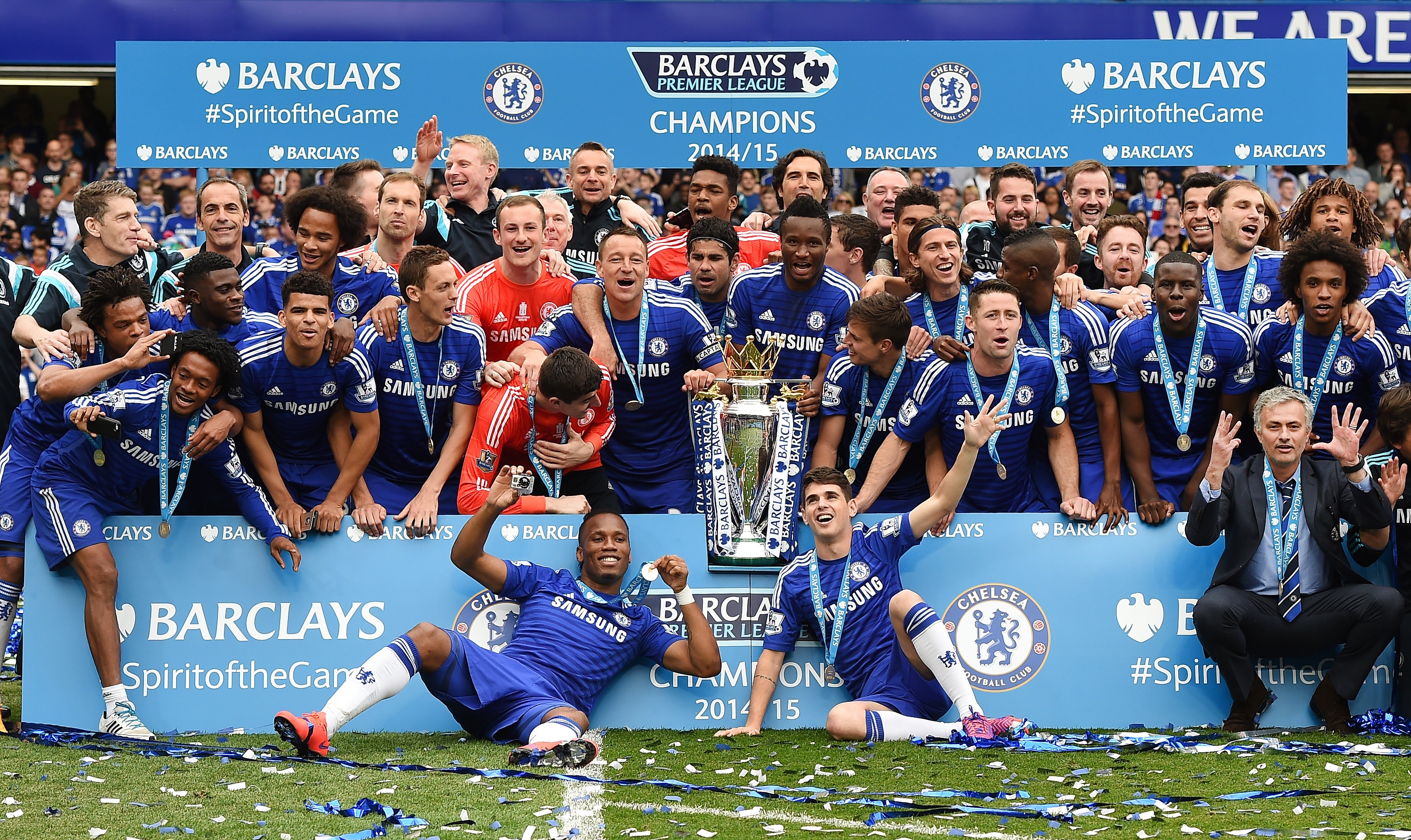 Mourinho quyết tâm đưa Drogba về Chelsea mùa hè 2004. (Ảnh: EPA Images)