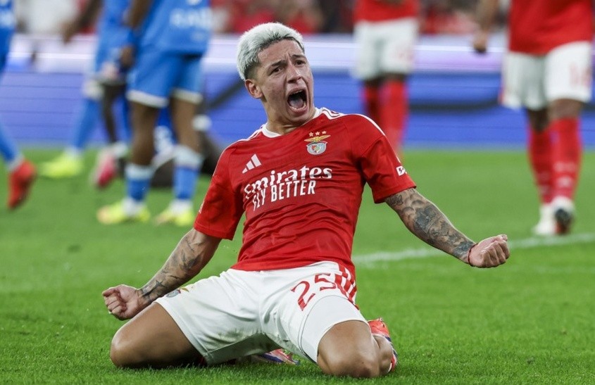 Gianluca Prestianni lọt tầm ngắm các đội bóng xứ sương mù. Ảnh: EPA.