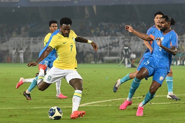 CĐV Real Madrid có lý do để lo lắng về phong độ của Vinicius Junior. Ảnh: