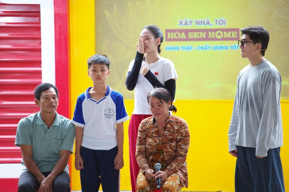 mai am gia dinh viet le phuoc ngoanmai am gia dinh viet le phuoc ngoan (12)-011.jpg