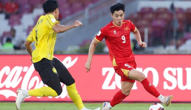 Đình Bắc và toàn đội gục ngã trước Malaysia. (Ảnh: VFF)