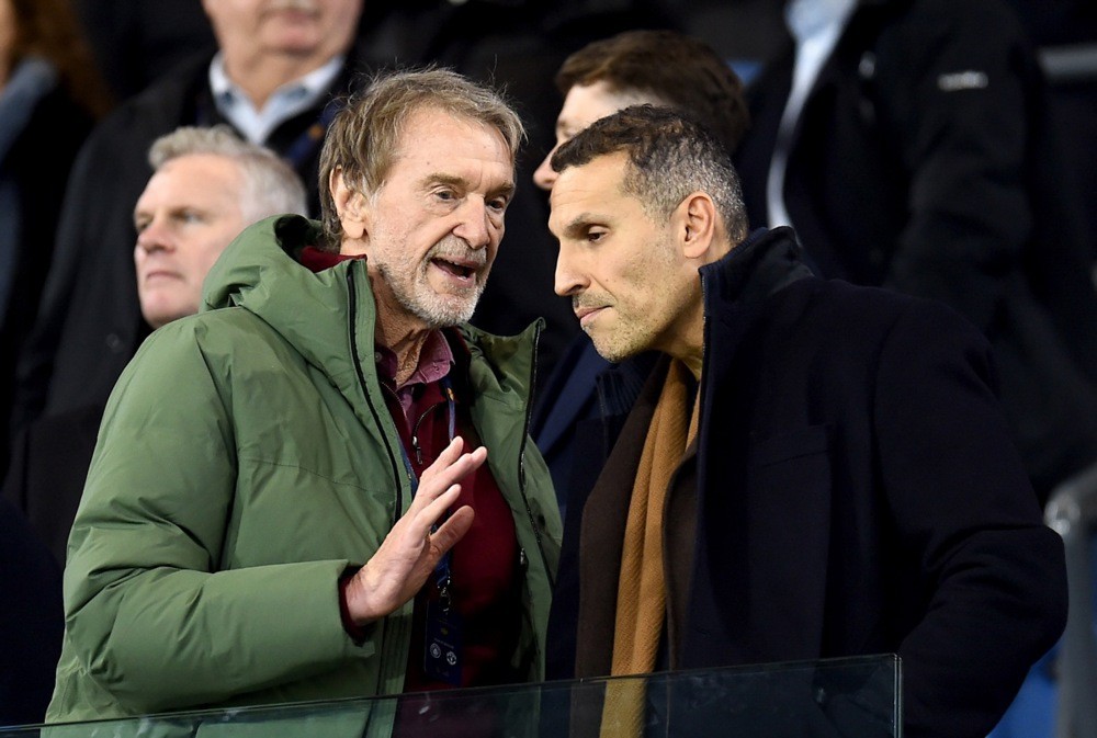 Al Mubarak đã nắm quyền ở Man City nhiều năm. Ảnh: EPA.