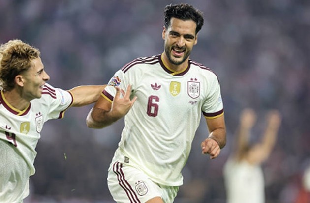 Mikel Merino (9/10): (Vào thay Baena phút 46). Một màn trình diễn hoàn hảo. Merino thay đổi toàn bộ cục diện với những pha xâm nhập vòng cấm, trực tiếp ghi bàn gỡ hòa ở phút 61 và tung đòn kết liễu mang về chiến thắng ở phút 88.