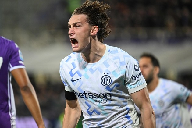 Pio Esposito gây ấn tượng trong màu áo Inter Milan. Ảnh: EPA/CLAUDIO GIOVANNINI