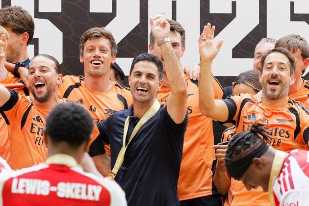 Arteta thực sự đã vực dậy Arsenal. Ảnh: EPA.