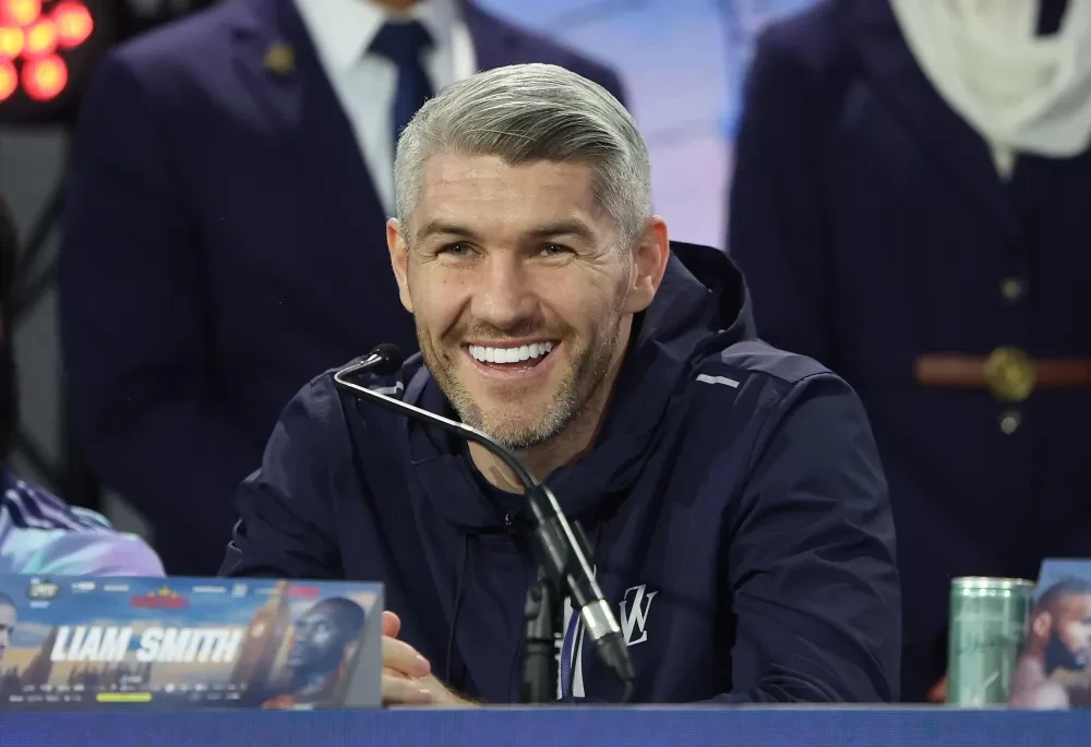 Liam Smith trong một buổi họp báo