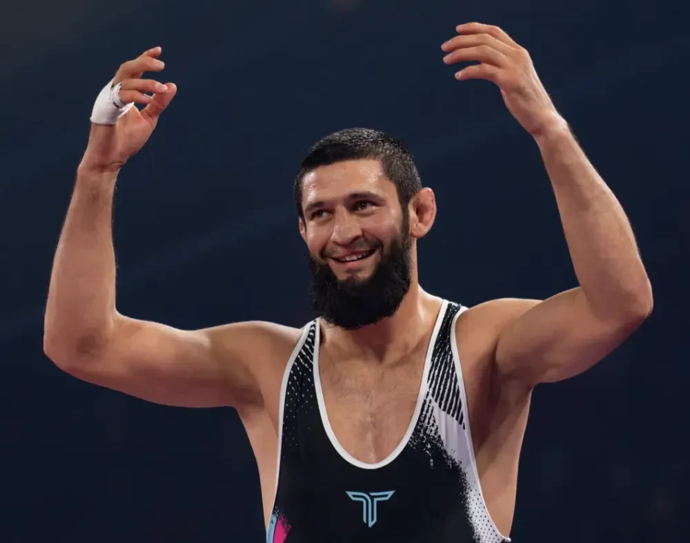 Colby Covington và Khamzat Chimaev