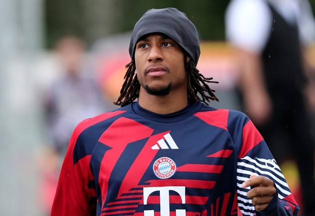 Michael Olise ra điều kiện để ở lại Bayern Munich. Ảnh: EPA/RONALD WITTEK