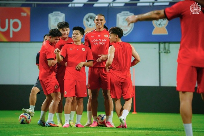  CAHN đang có phong độ cao ở giải quốc nội. Ảnh: CAHN FC.