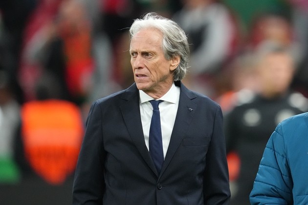 Jorge Jesus sẵn sàng thách thức cái tôi của Cristiano Ronaldo. Ảnh: EPA/Liselotte Sabroe