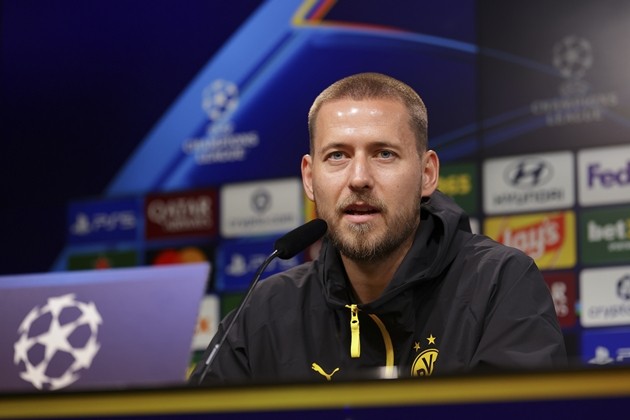 Dortmund ngăn Anton đến Man United. Ảnh: EPA