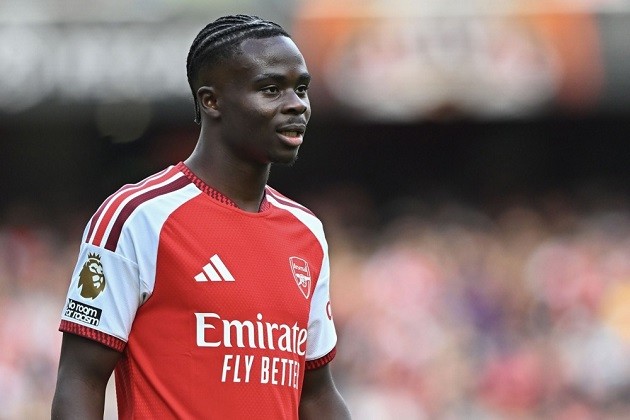 Bukayo Saka (6.9): Bị Gudmundsson và hàng thủ Leeds phong tỏa khá dễ dàng. Đội khách liên tục bọc lót, vây ráp khiến anh không có không gian chơi bóng. Ảnh: EPA.