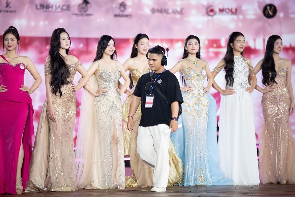 dao dien tran tu chung khao hhvn_1TV2298-003.jpg