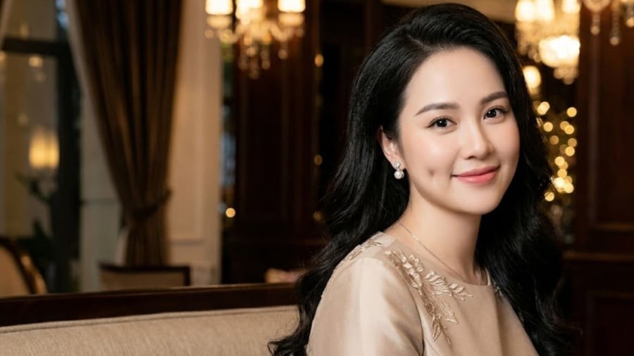 Gương mặt tròn trịa, cân đối, thường được ví với nét đẹp khuôn trăng và được xem là một nét tướng đẹp.