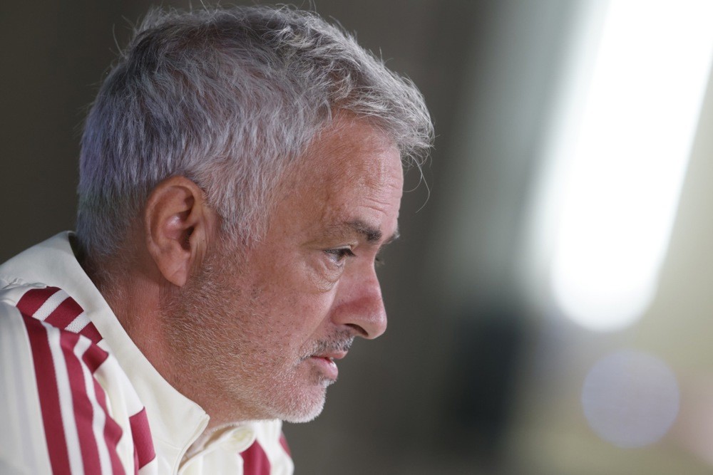 Đã đến lúc Mourinho đặt niềm tin vào Diomande. Ảnh: EPA IMAGES. 