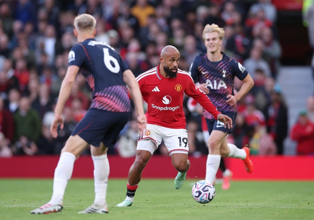 Mbeumo tỏa sáng trước Tottenham. Ảnh: EPA IMAGES. 