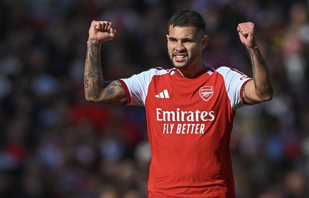Bruno Guimaraes một lần nữa tỏa sáng trong chiến thắng của Arsenal. Ảnh: EPA