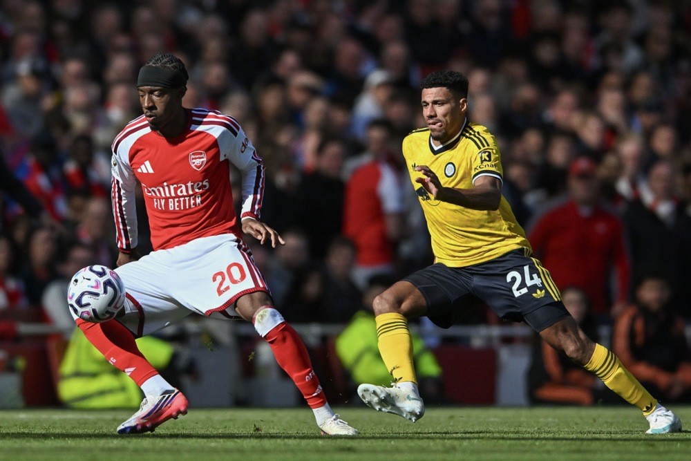 Ray Parlour chưa thực sự hài lòng với Madueke. Ảnh: EPA IMAGES. 