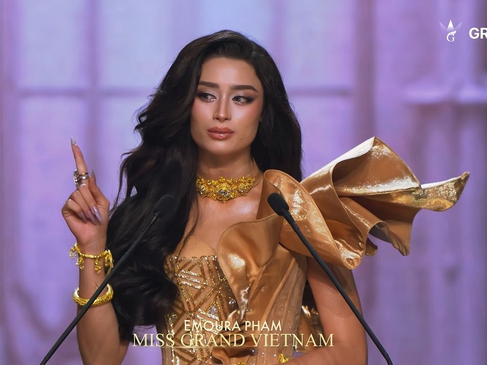 emoura pham dang quang a hau 4 miss grandemoura pham (3)-003.jpg
