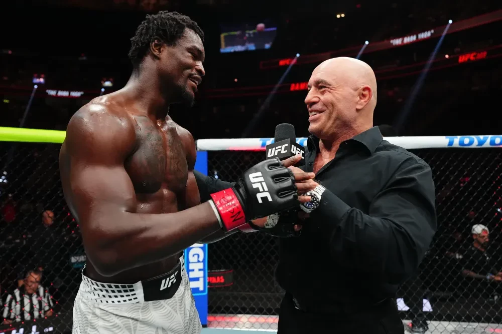 Damian Pinas trả lời phỏng vấn tại UFC 329