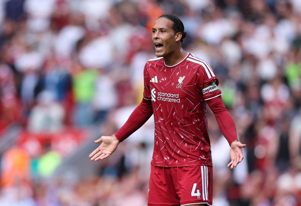 Van Dijk sẽ đối đầu với Haaland. Ảnh: EPA.